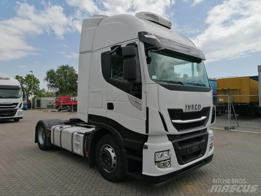 Iveco AS440ST/P Trekkers