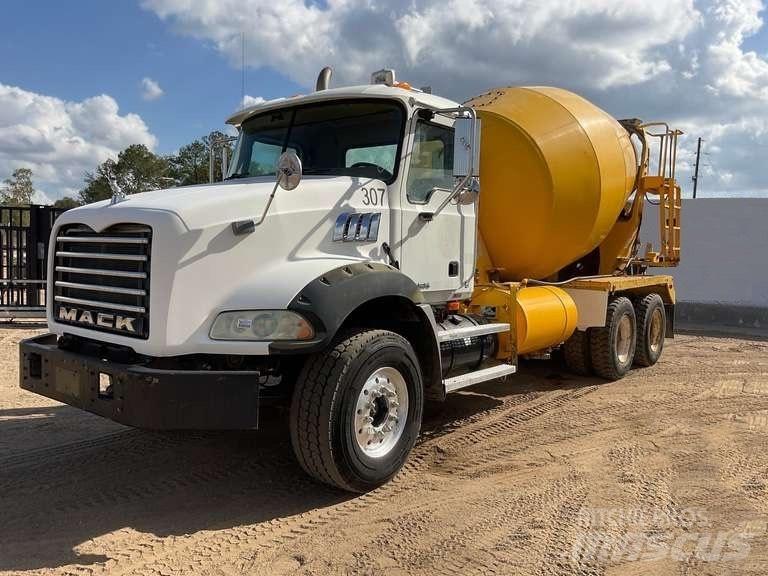 Mack CTP 713 B Anders
