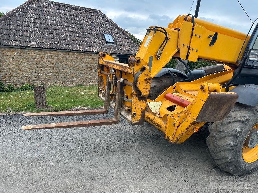 JCB 535-125 Verreikers