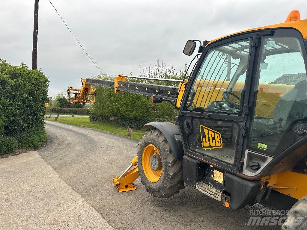 JCB 535-125 Verreikers