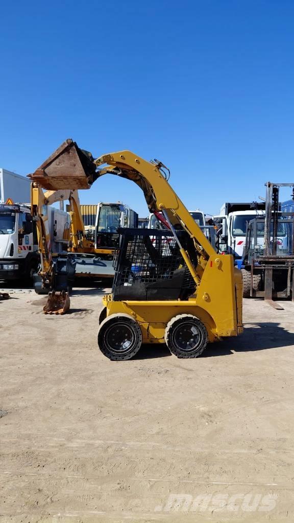 CAT 216 B Miniladers