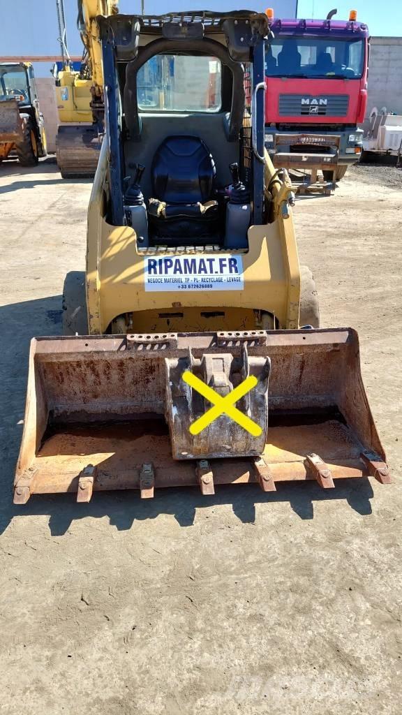 CAT 216 B Miniladers