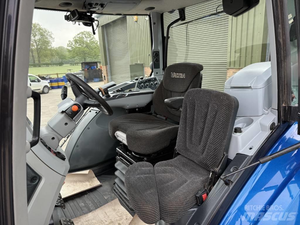 Valtra T 234 V Tractoren