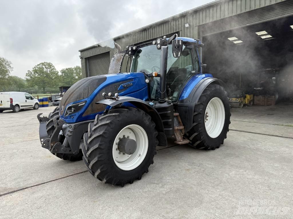 Valtra T 234 V Tractoren