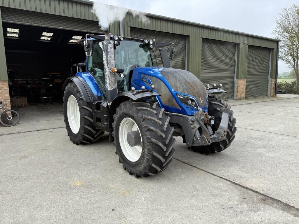 Valtra T 234 V Tractoren