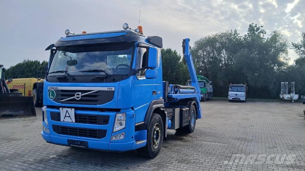 Volvo FM 330 Containertrucks met kabelsysteem