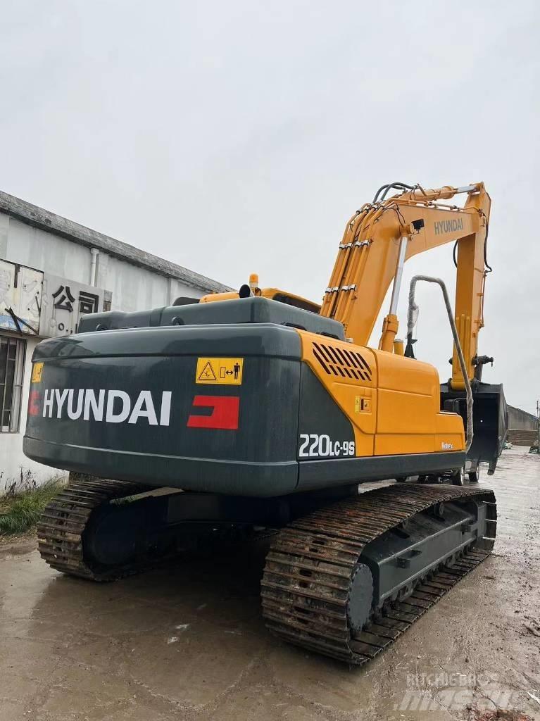 Hyundai R220LC-9S Rupsgraafmachines