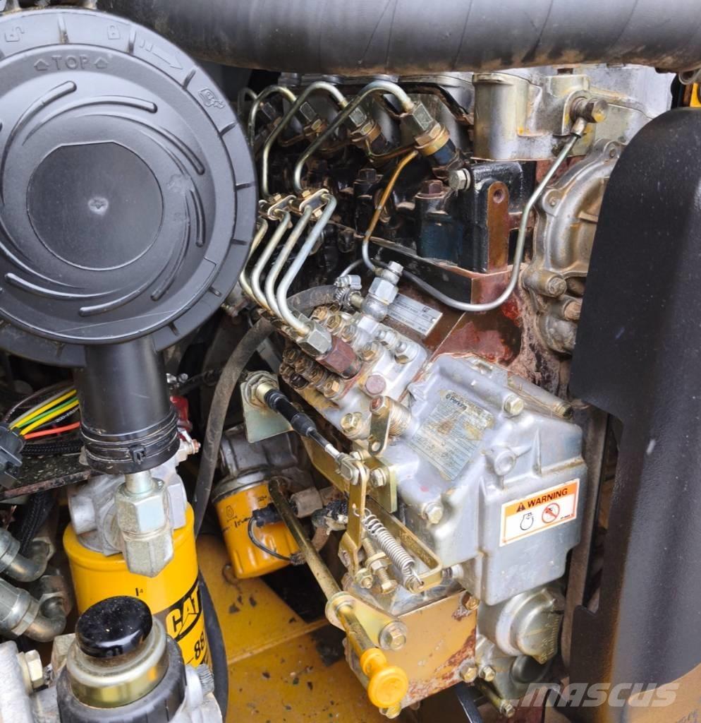 CAT 216 B Miniladers