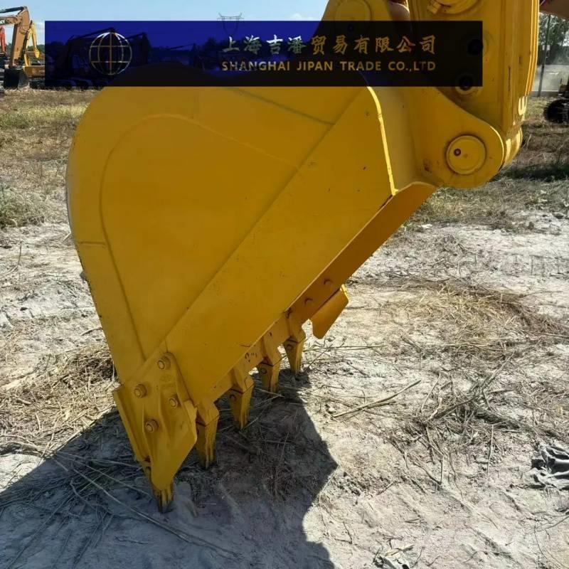 Komatsu PC 210 Rupsgraafmachines