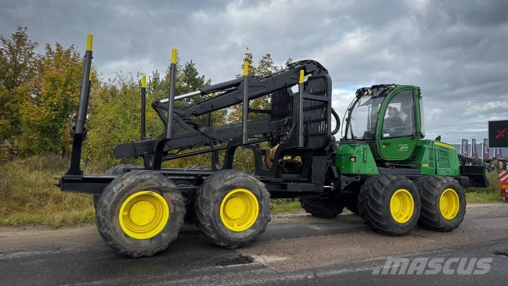 John Deere 1210 E Forwarders