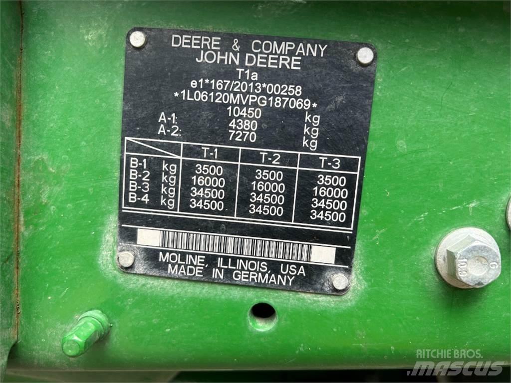 John Deere 6120M Tractoren