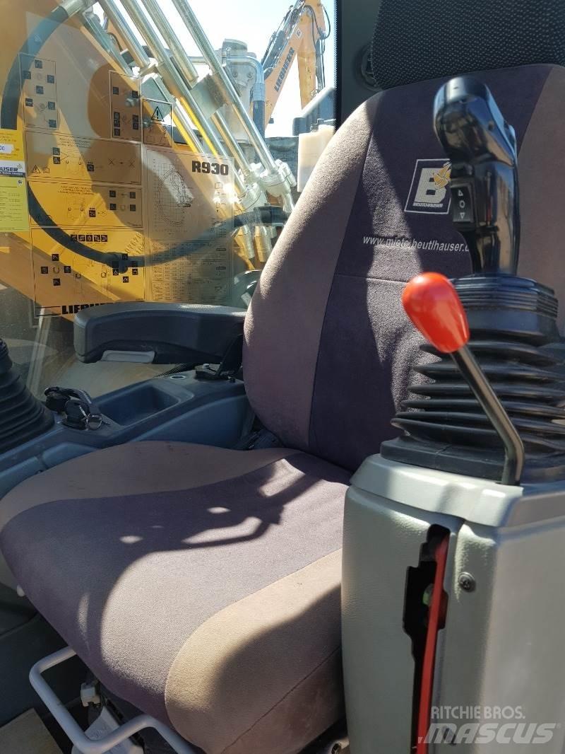 Liebherr R930 Rupsgraafmachines