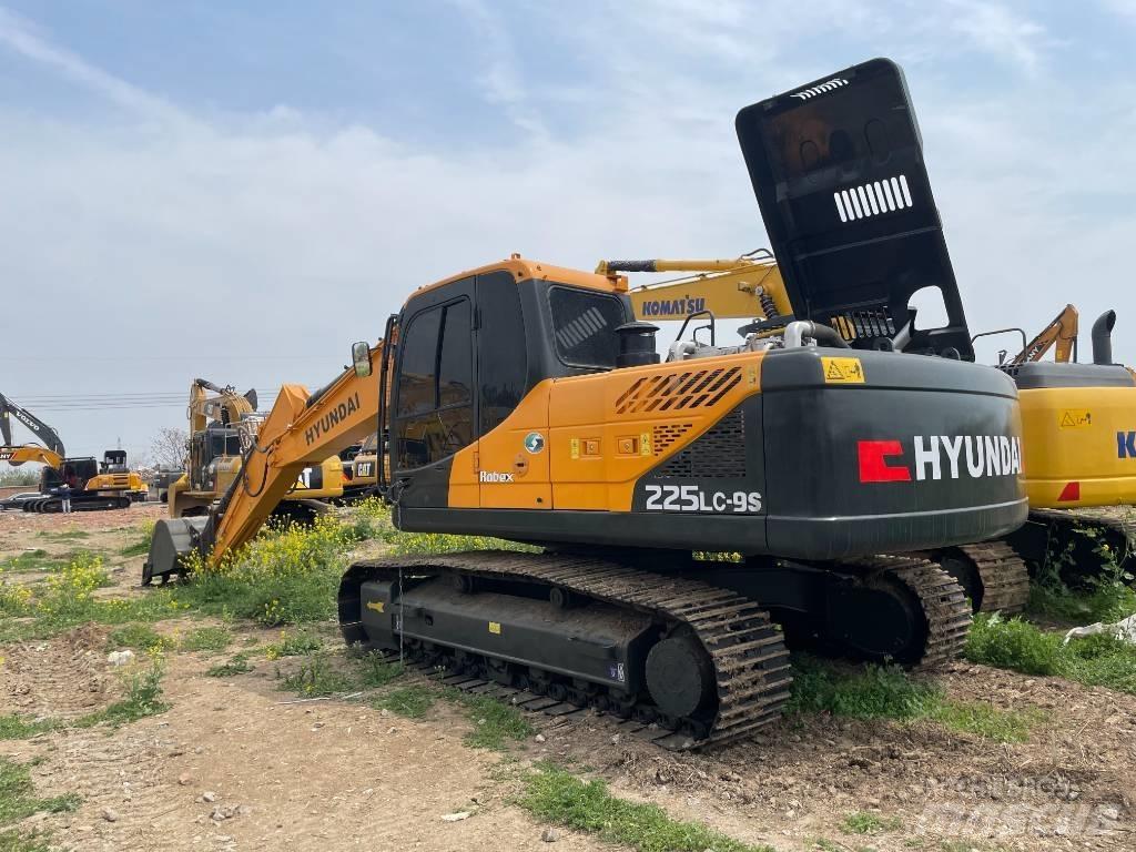 Hyundai 220LC-9S Rupsgraafmachines