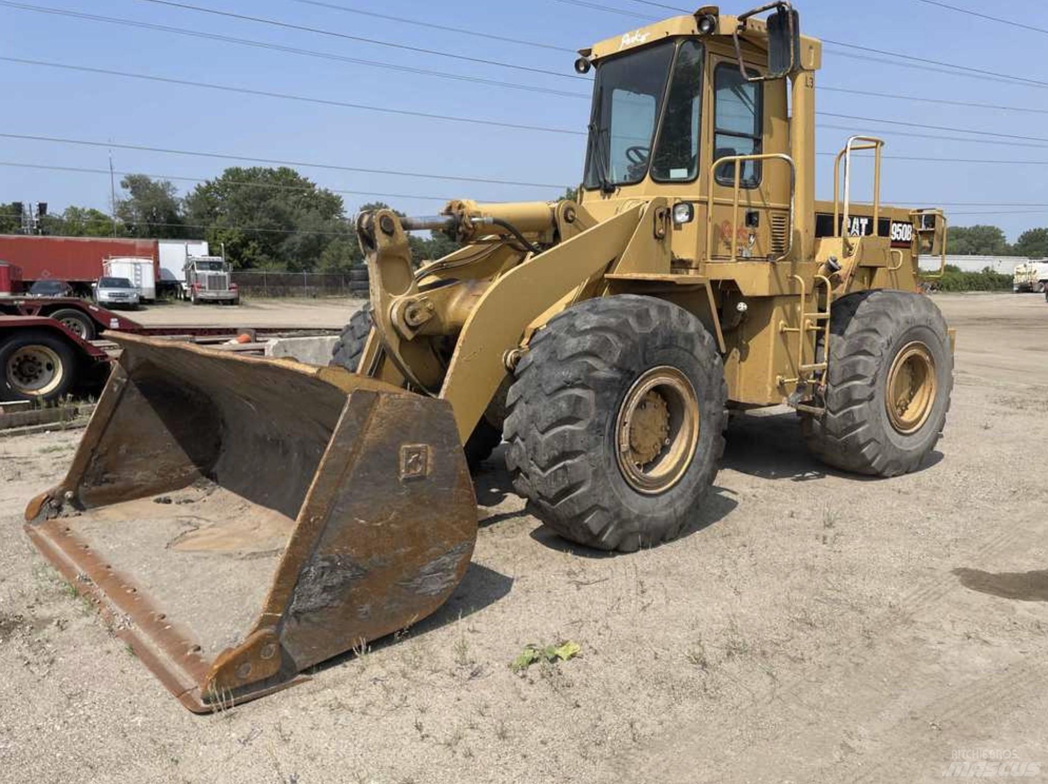 CAT 950 B Wielladers