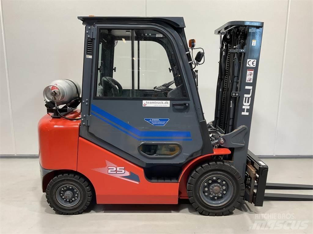 Heli CPYD25 LPG heftrucks