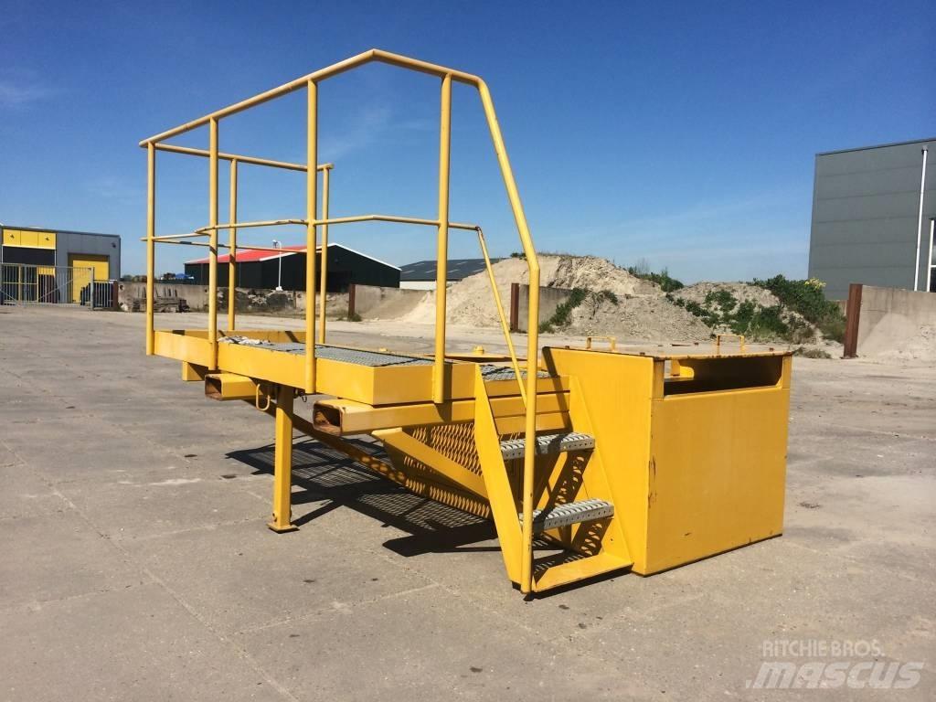 Hitachi EX455 Cabine en interieur