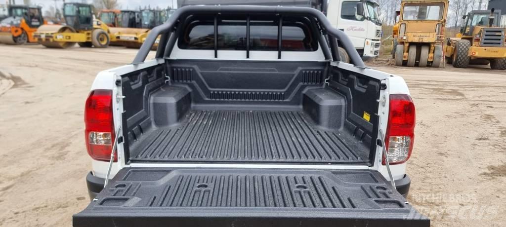 Toyota Hilux Bestelwagens met open laadbak