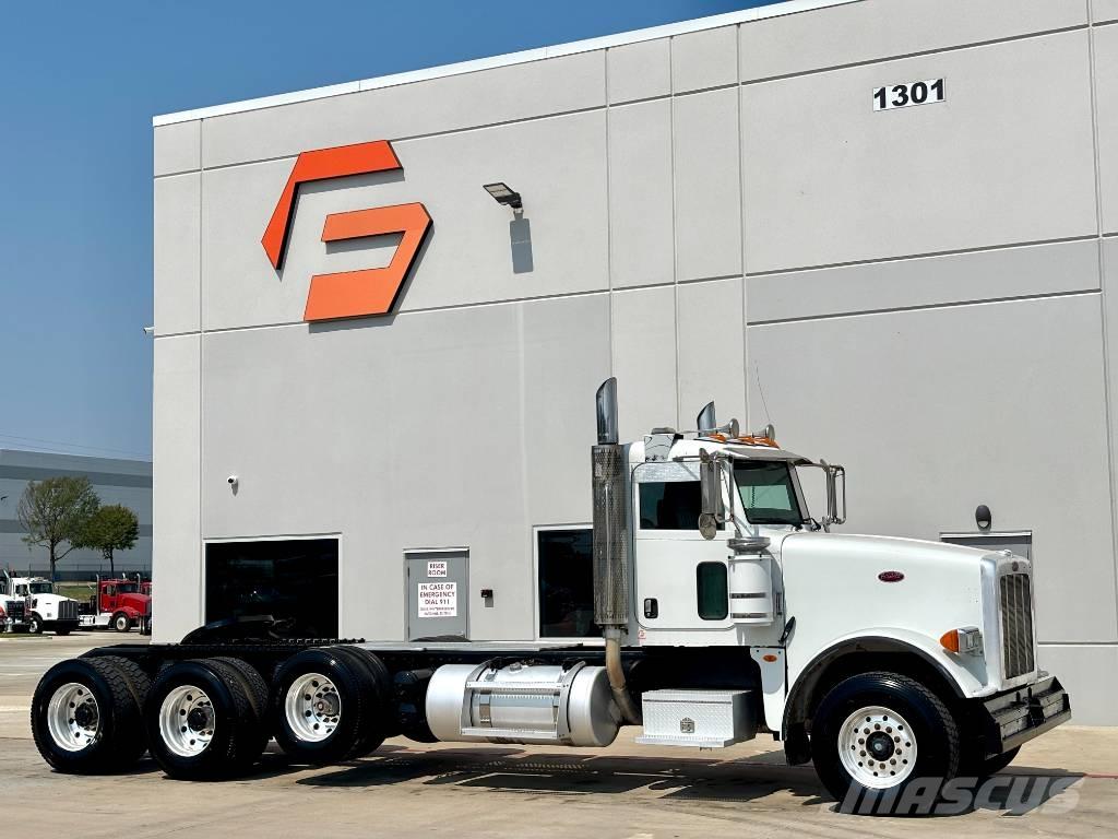 Peterbilt 367 Trekkers