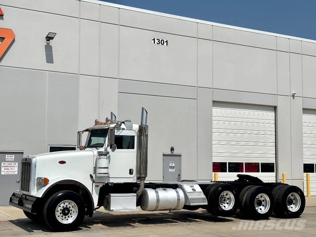Peterbilt 367 Trekkers