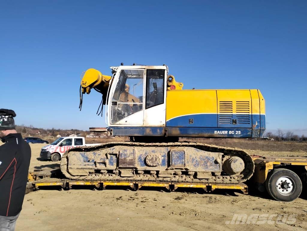 Bauer BG 25C Zware boorinstallaties