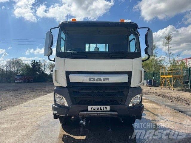 DAF CF 400 Vrachtwagen met containersysteem