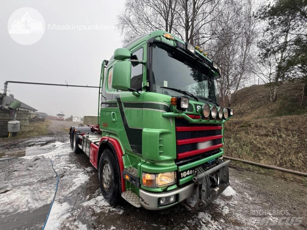 Scania R 164-580 Vrachtwagen met containersysteem