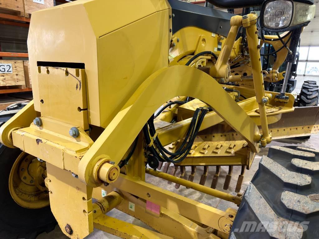 CAT 140H / 140M Wegopbrekers