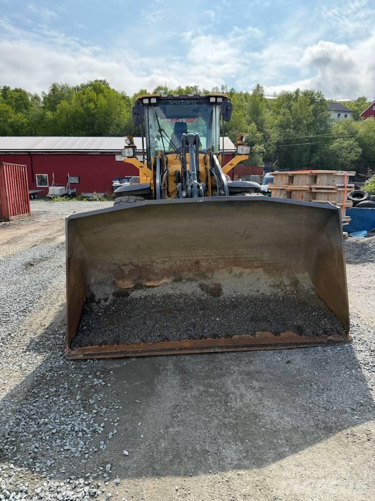 Volvo L 70 H Wielladers