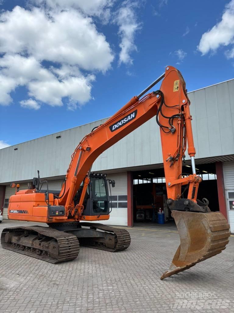 Doosan DX 225 LC-3 Rupsgraafmachines