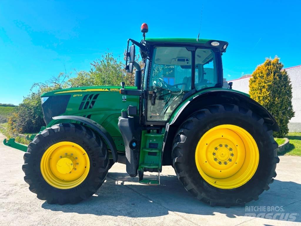 John Deere 6175 R Tractoren