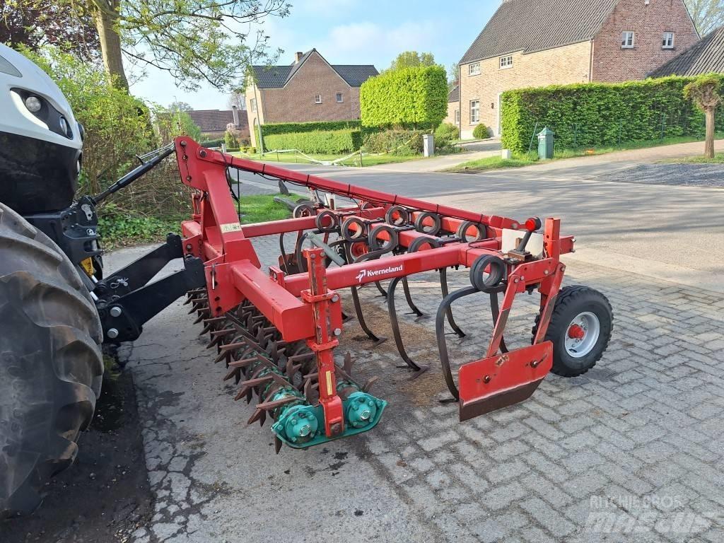 Kverneland STF 300 Cultivatoren