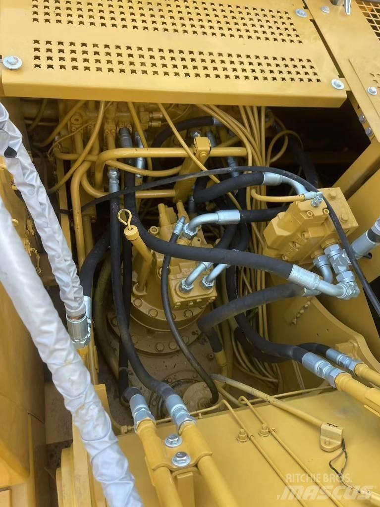 CAT 320 B L Rupsgraafmachines