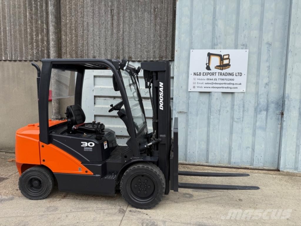 Doosan D 30 Diesel heftrucks