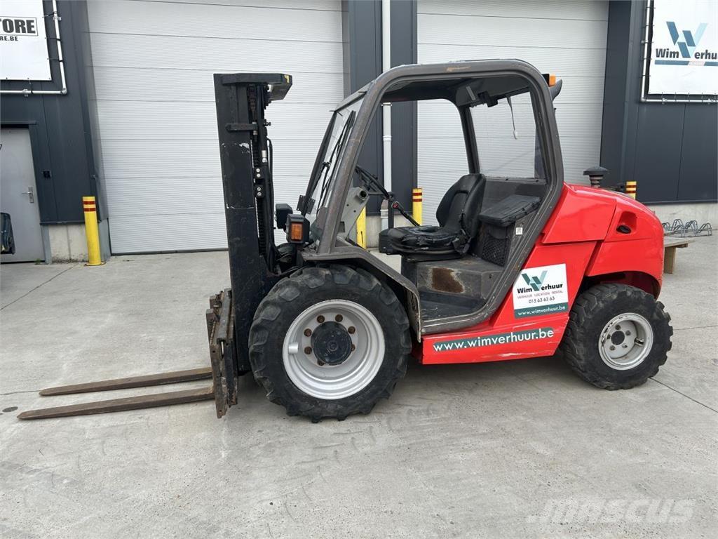 Manitou MH25-4 Vorkheftruck voor zwaar terrein