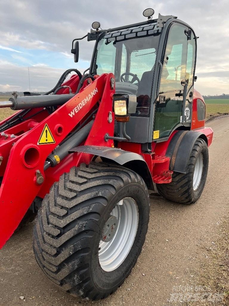 Weidemann 5080 Verreikers voor landbouw