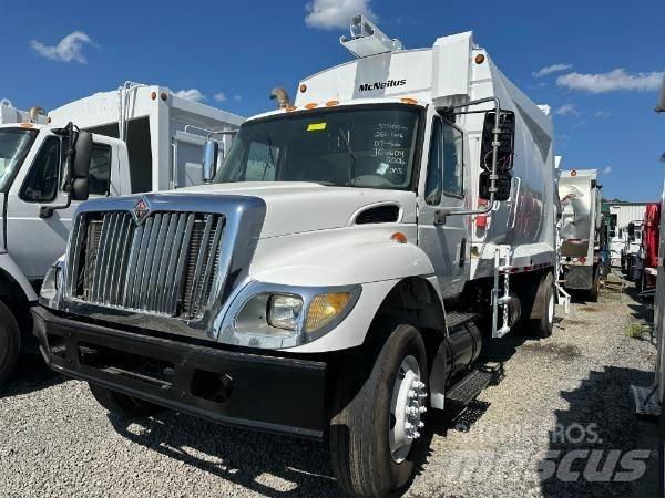 International 7400 Vuilniswagens