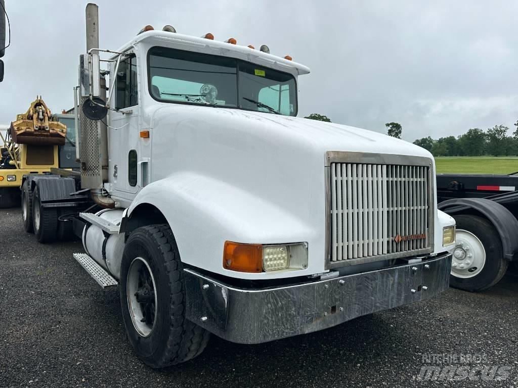 International 9400 Vuilniswagens