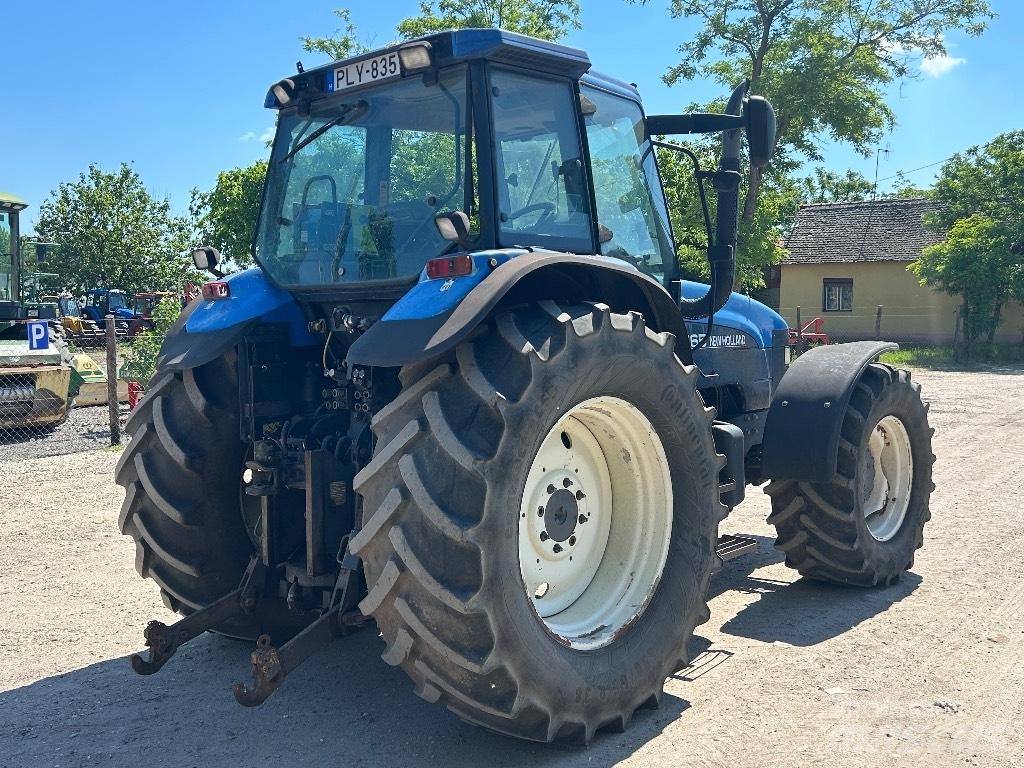 New Holland TM 165 Tractoren
