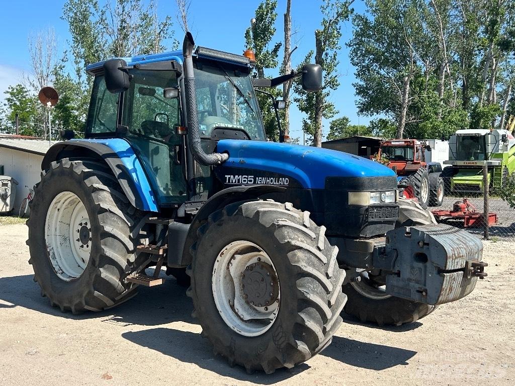 New Holland TM 165 Tractoren