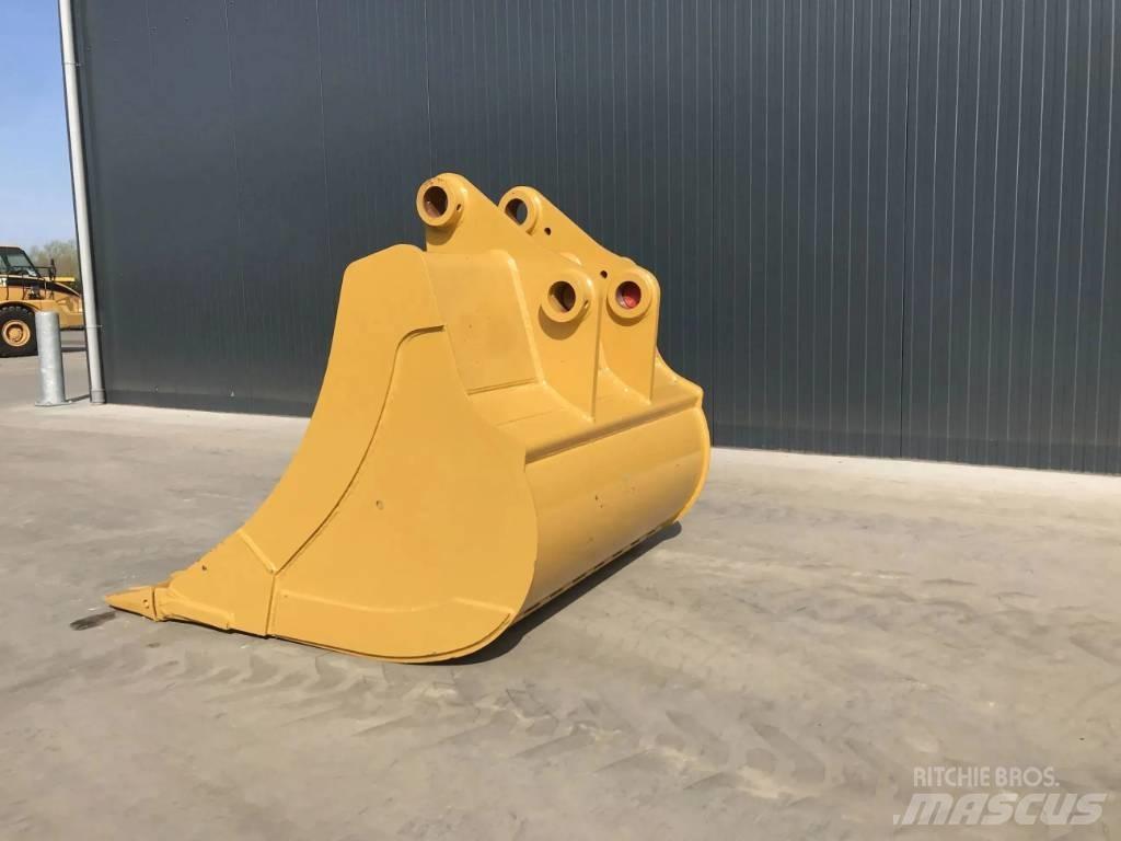 CAT 326GC Bakken
