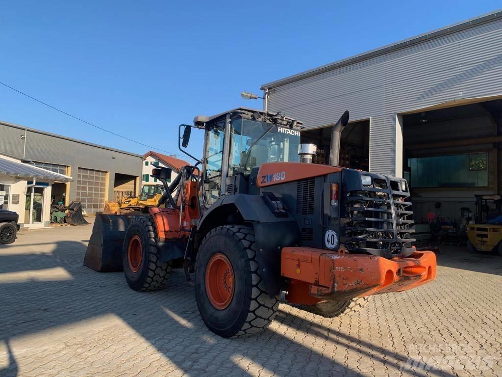 Hitachi ZW 180 Wielladers