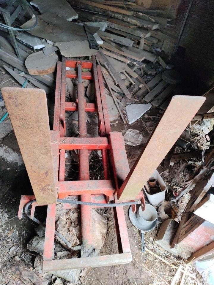 Huhki Lavanostin Overige laad- en graafmachines