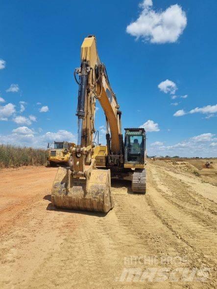 CAT 324 D Rupsgraafmachines