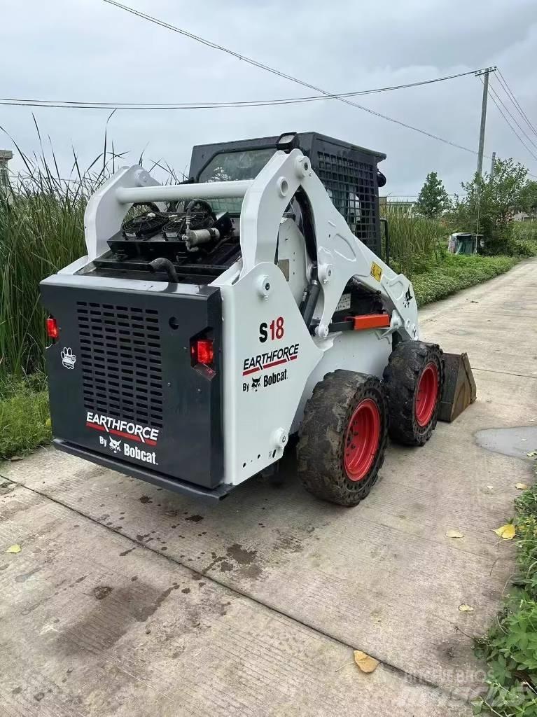 Bobcat S 18 Schrankladers