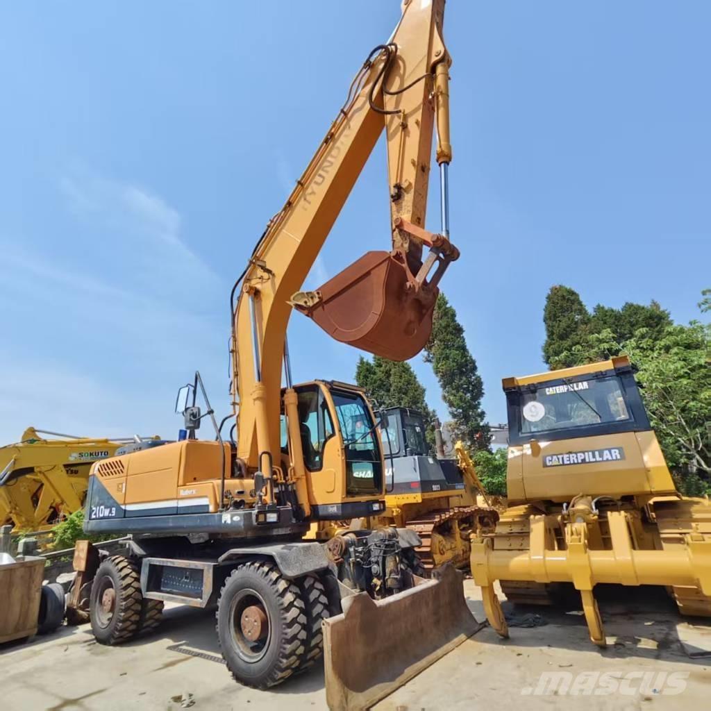 Hyundai R210W-9 Wielgraafmachines