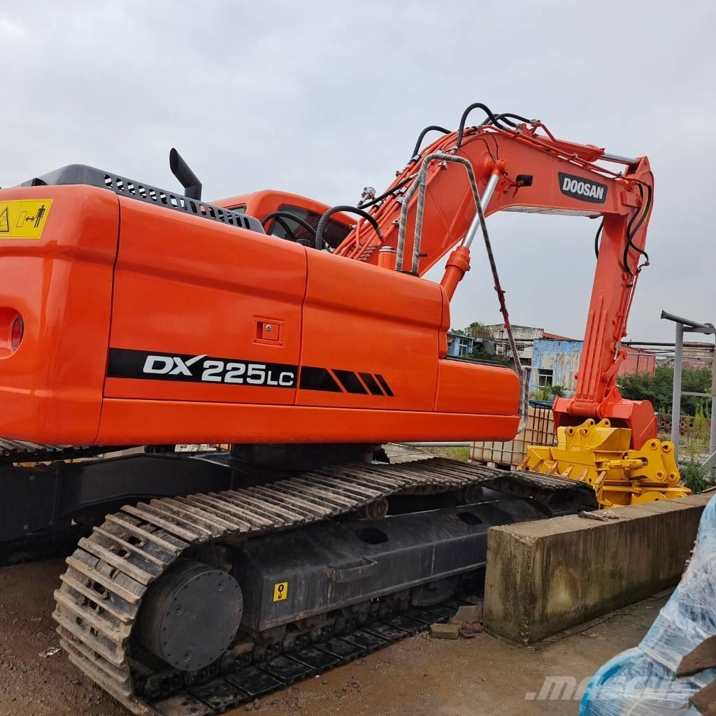 Doosan DX225LC-9C Rupsgraafmachines