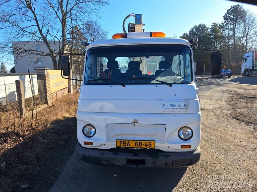 Avia A65-L + MP 12 Chassis met cabine