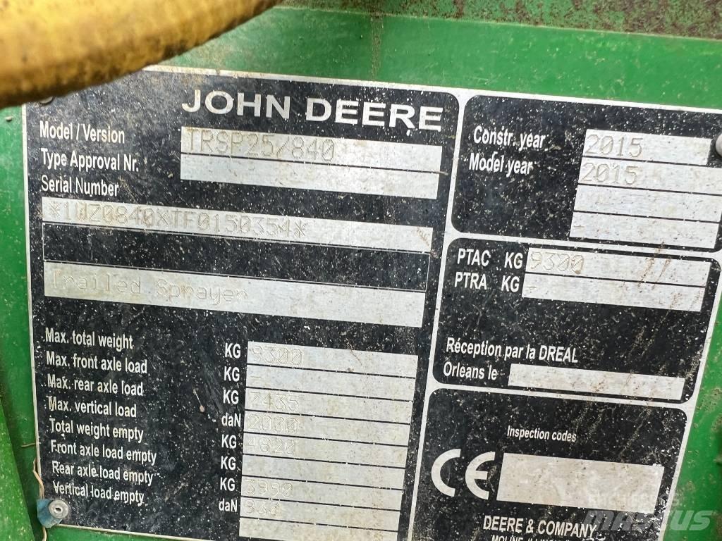 John Deere 840 Getrokken spuitmachines