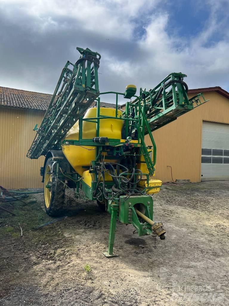 John Deere 840 Getrokken spuitmachines
