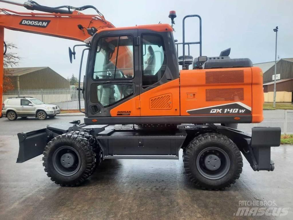 Doosan Dx140W-7 Wielgraafmachines
